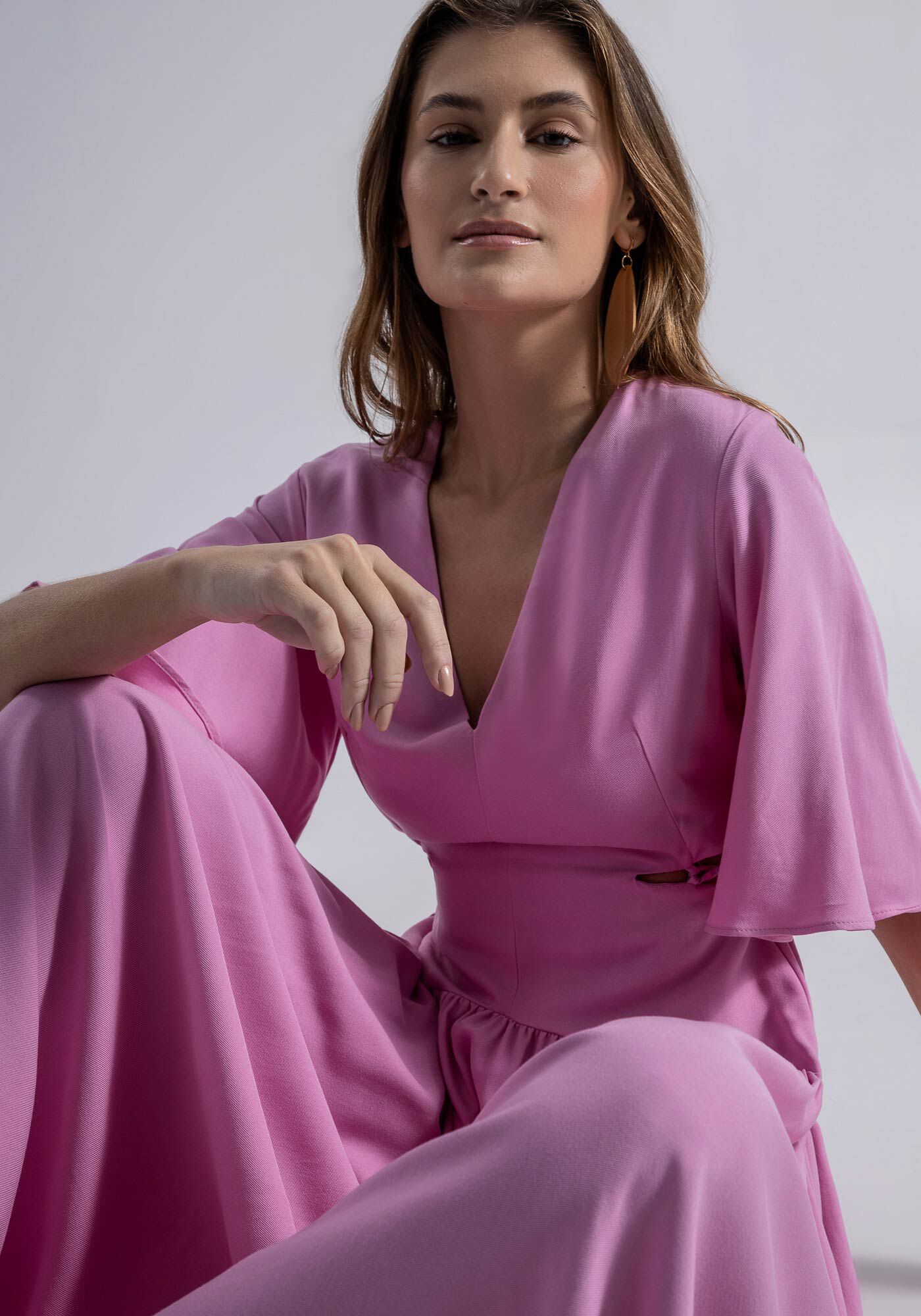 Vestido Midi em Viscose com Cut Out Amarra&ccedil;&atilde;o, , large.