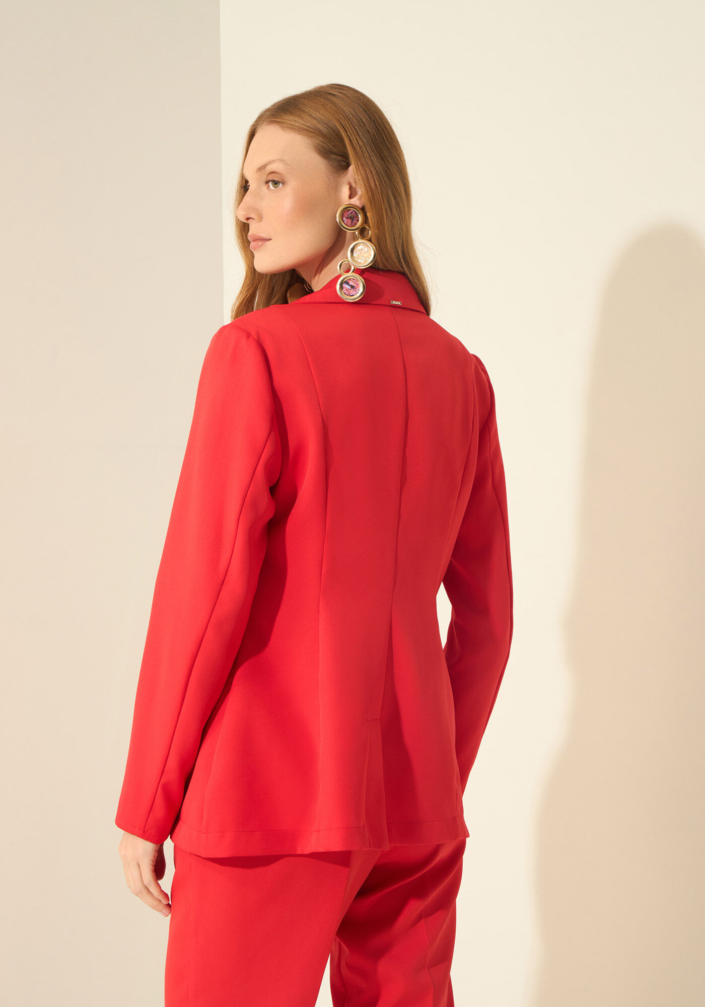 Blazer Feminino Alongado Com Bot&atilde;o E Lapelas, VERMELHO POWER, large.