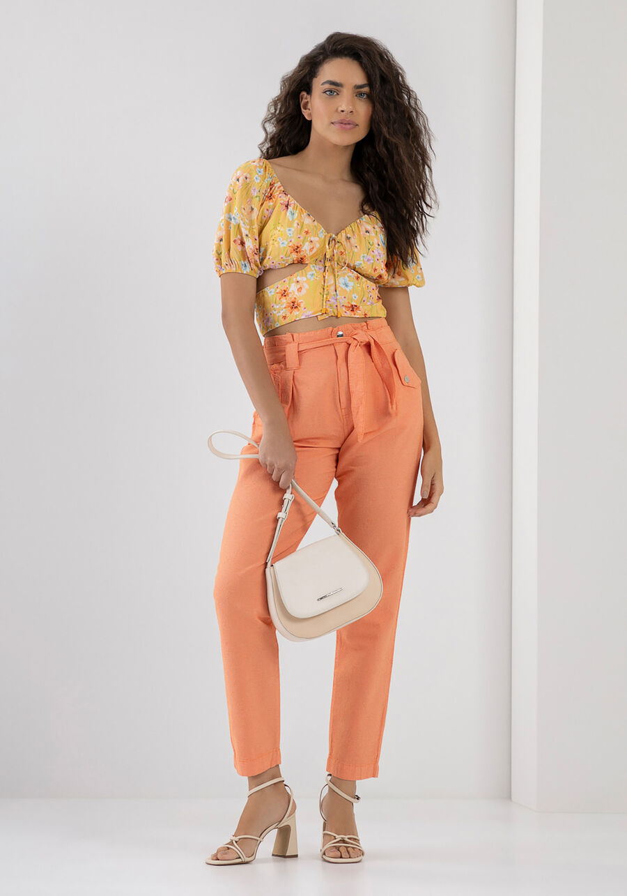Blusa em Viscose com Busto Franzido e Cut Out, . Blusa em Viscose com Busto Franzido e Cut Out, , large.