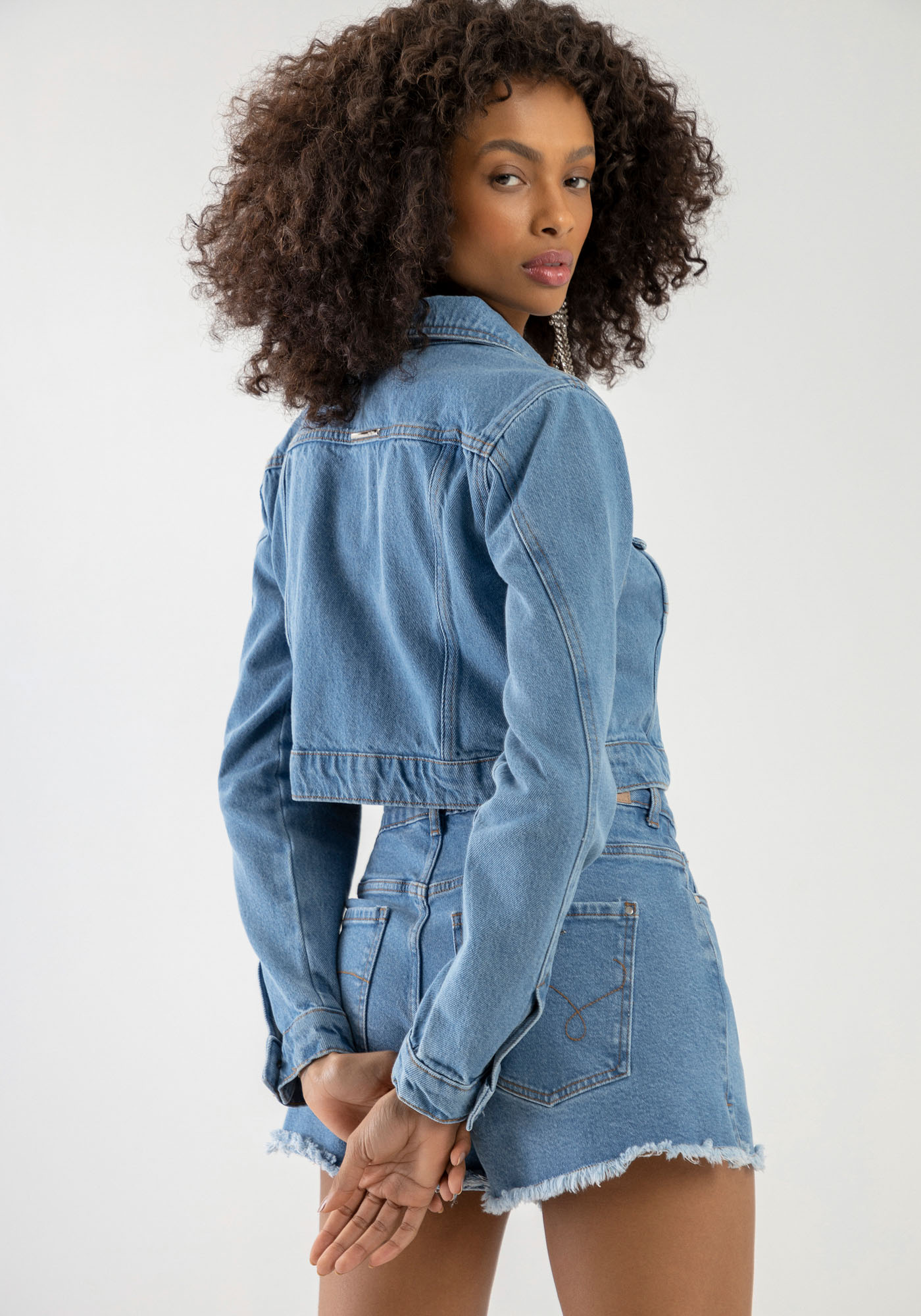 Jaqueta Jeans Cropped Sustentável | Lez a Lez